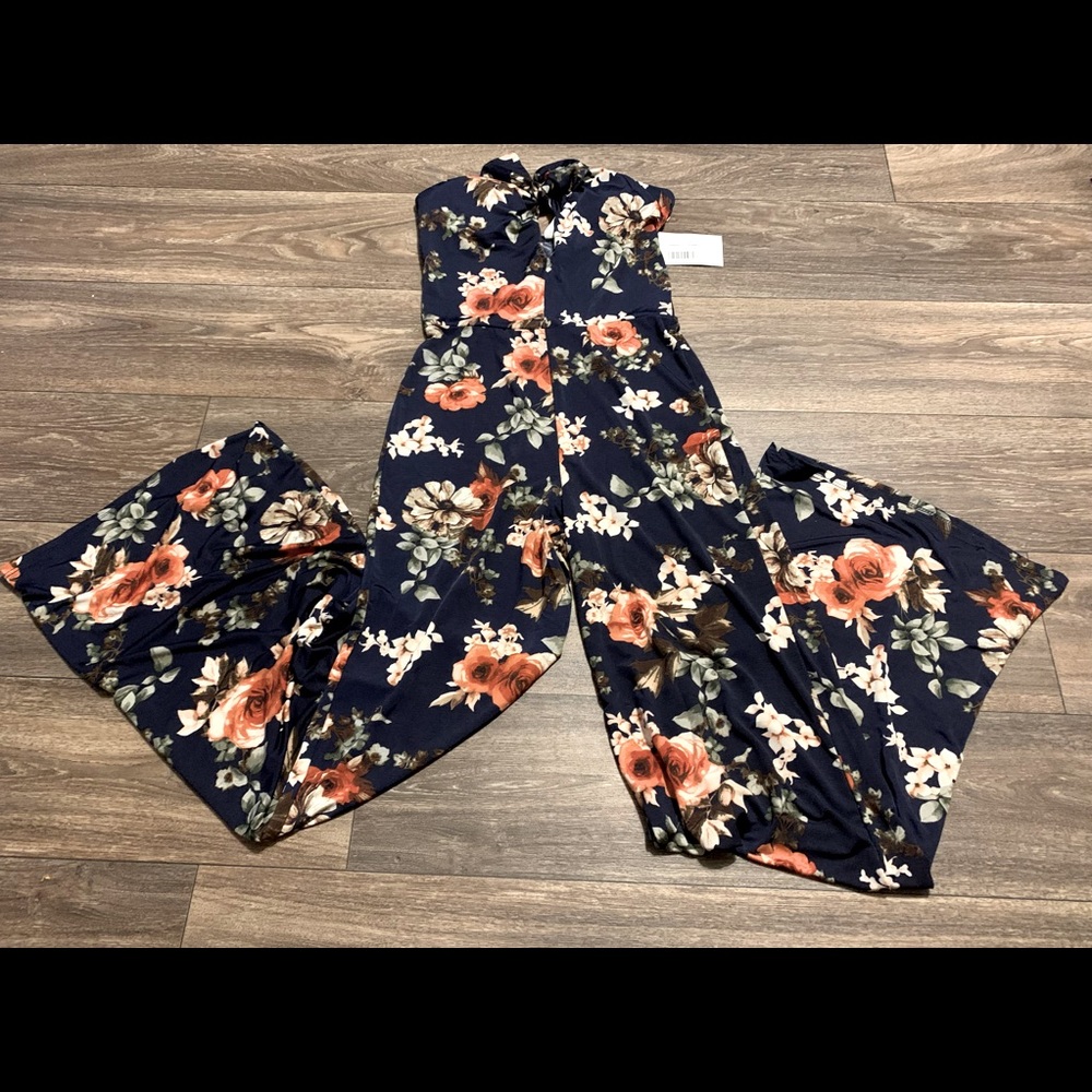 Pink Lily Boutique Floral Jumpsuit Size S NWT